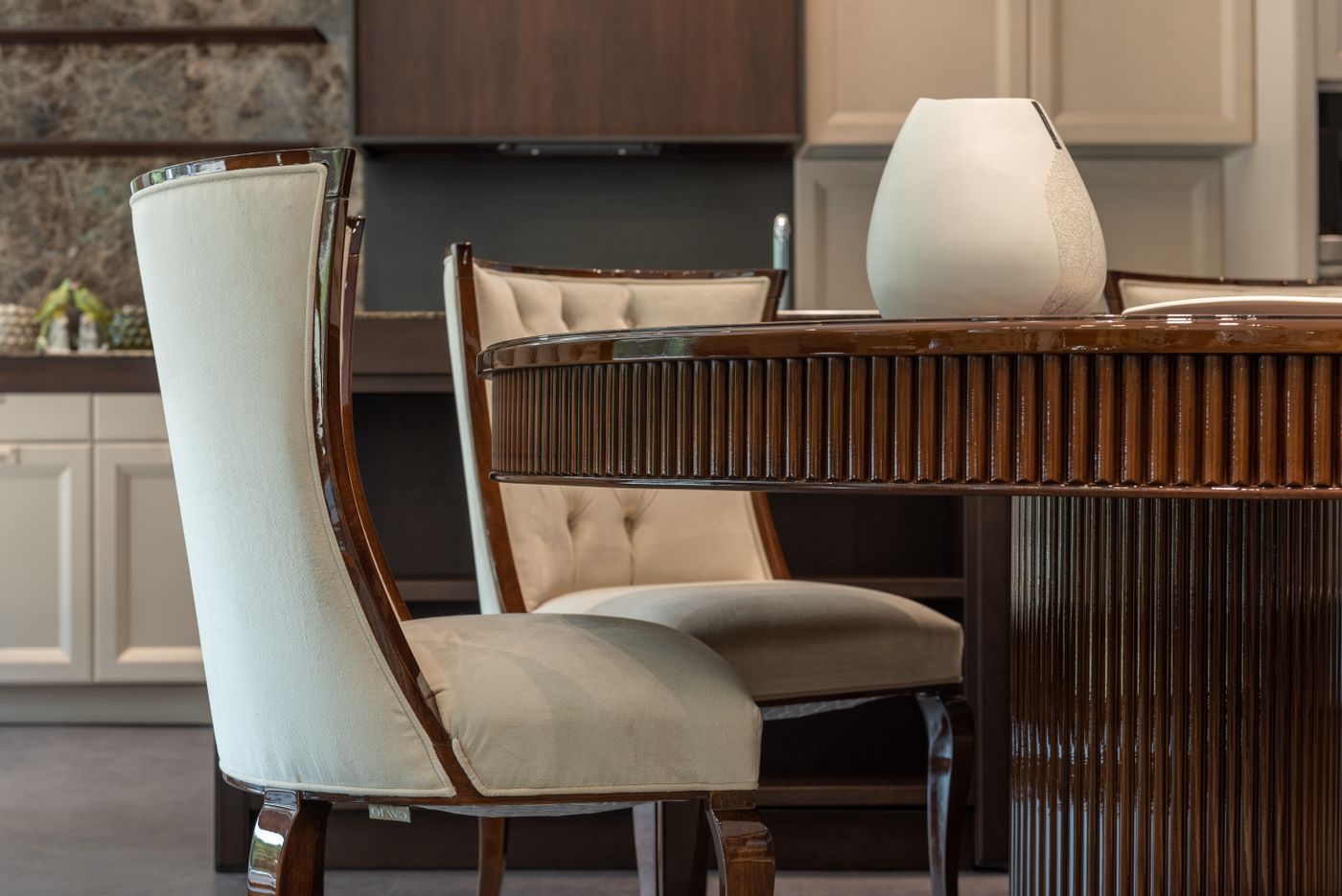 Conjunto de sillas de comedor tapizadas